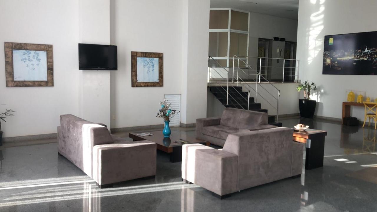 Saint James Palace Hotel Ленсойс Паулиста Екстериор снимка